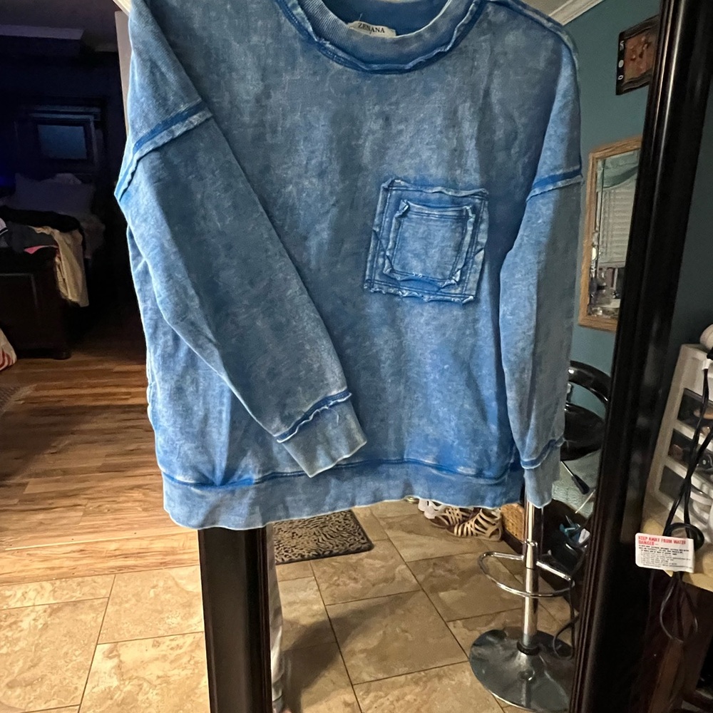 Blue Denim-Style Women's Top - Picture 7 of 8